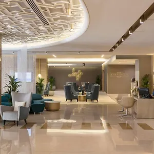 Two Seasons & Apartmanhotel